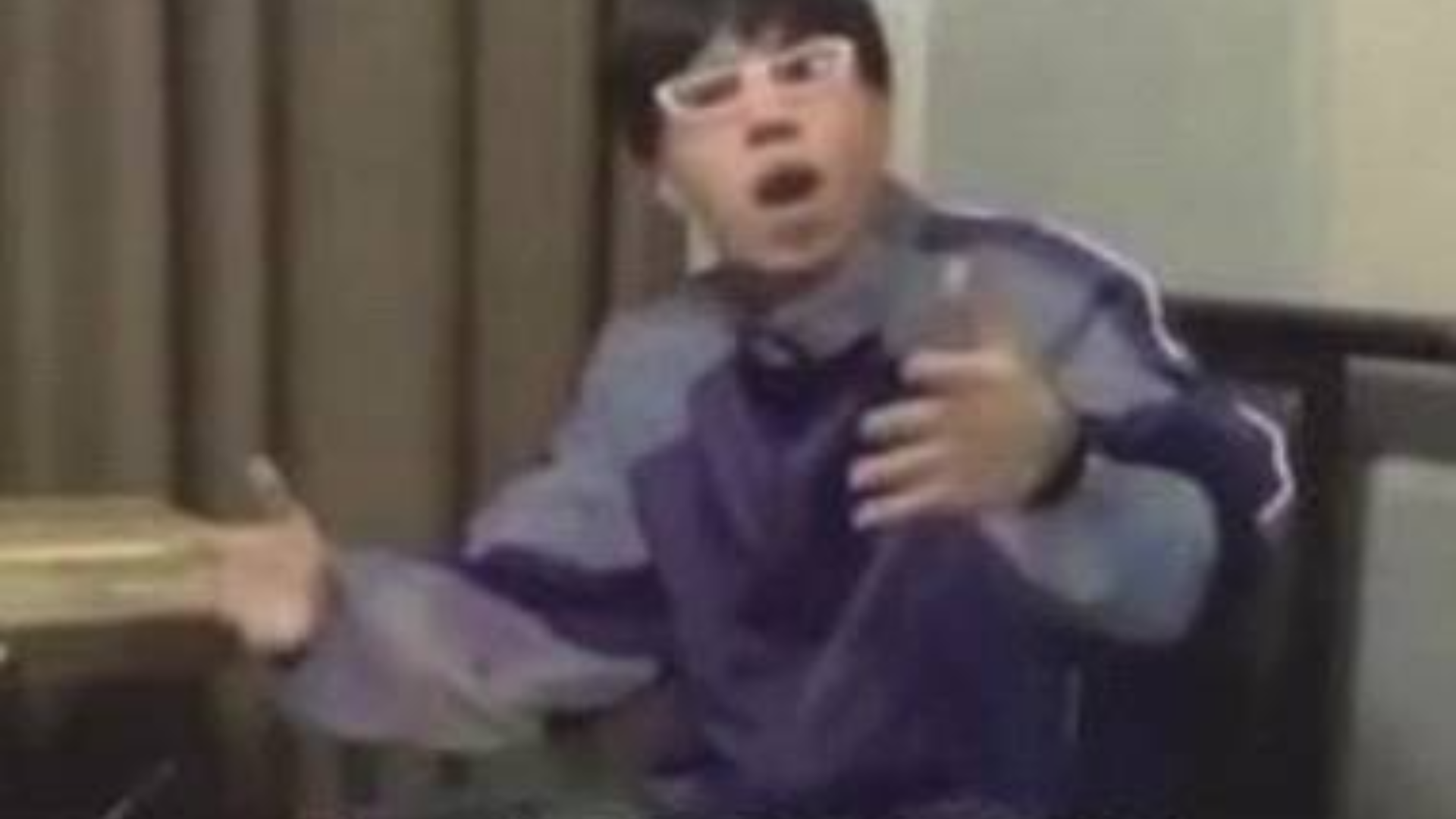 句 句 见 血 不 要 提 前 任